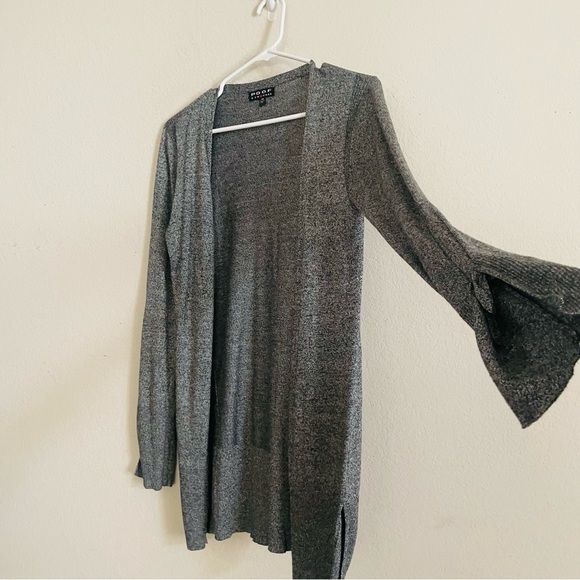 Poof New York woman’s open front cardigan size M gray long thin feminine minimal - Picture 4 of 8